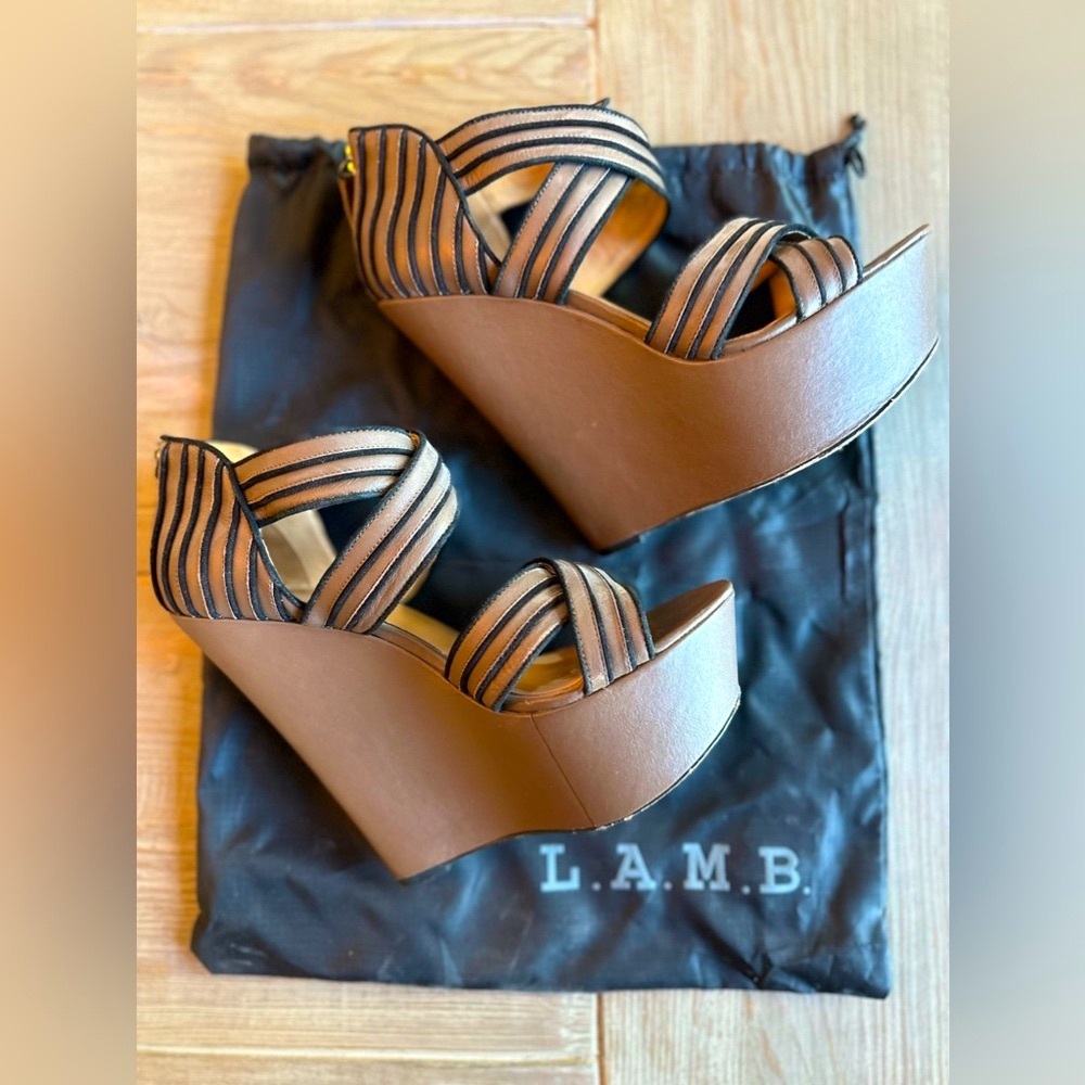 L.A.M.B. Wedges size 8.5